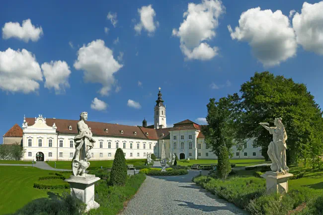 Stift Altenburg, Waldviertel, Niederösterreich bei Horn. Klicke hier um auf die Seite Veranstaltungen in Horn zu wechseln