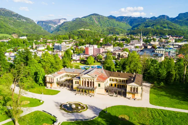 Luftbild Bad Ischl, Österreich. Bad Ischl ist ein Kurort im Zentrum des Salzkammergutes in Oberösterreich.